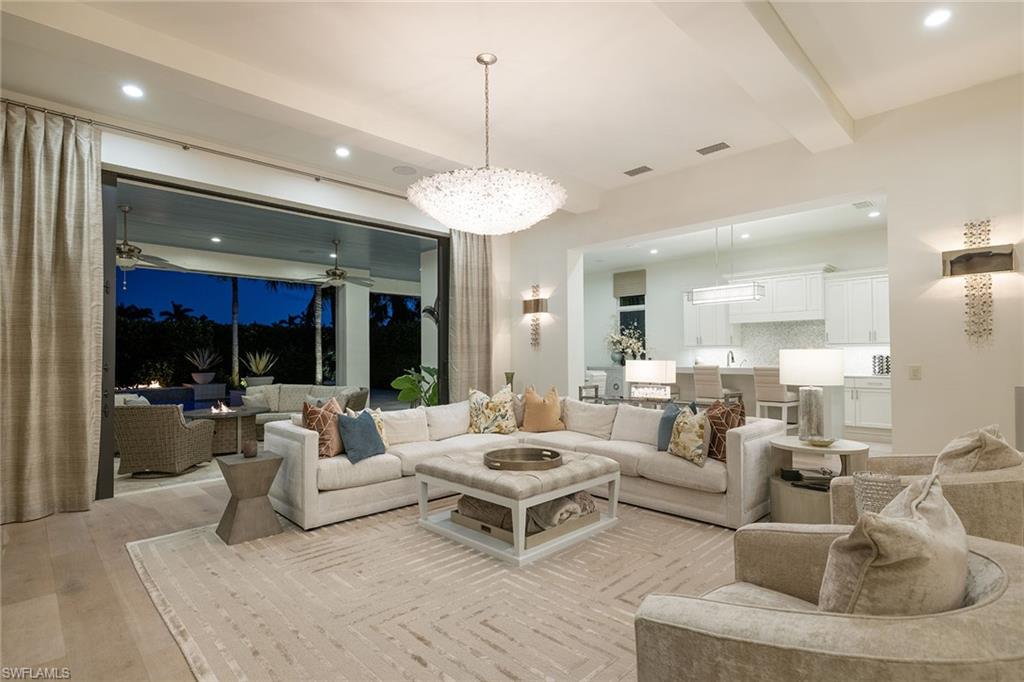 LUCARNO - Residential