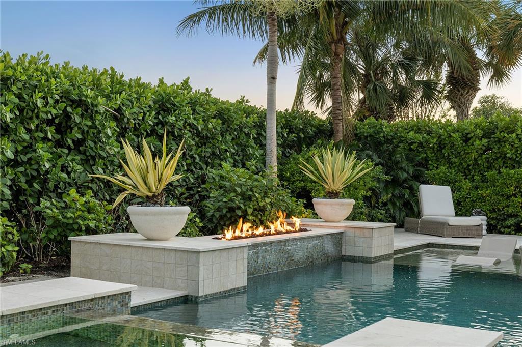 LUCARNO - Residential