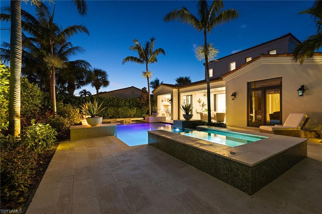 LUCARNO - Residential