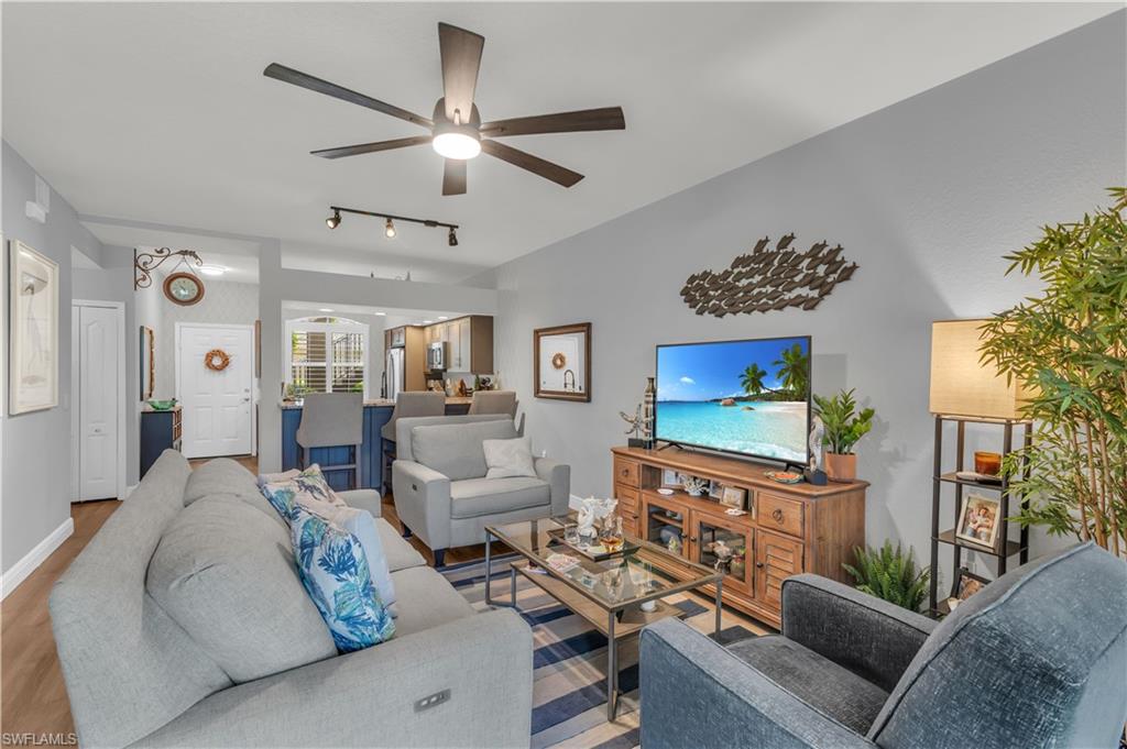 SUNSET CAY LAKES - Residential