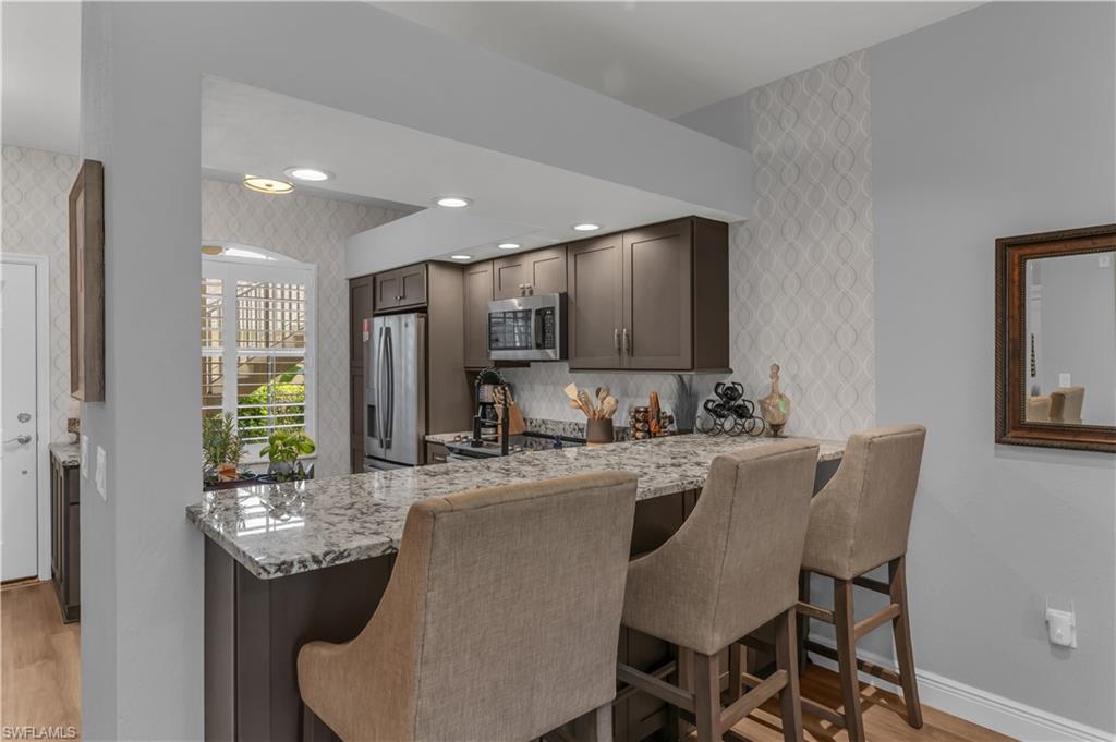 SUNSET CAY LAKES - Residential