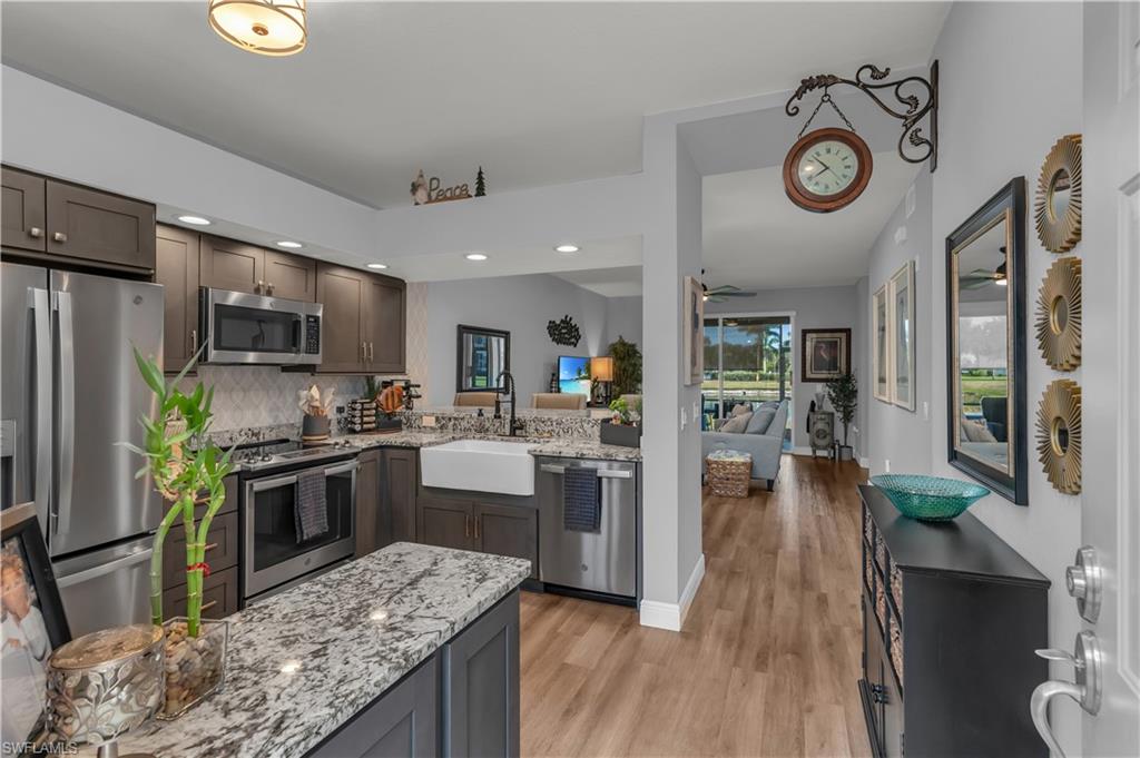 SUNSET CAY LAKES - Residential