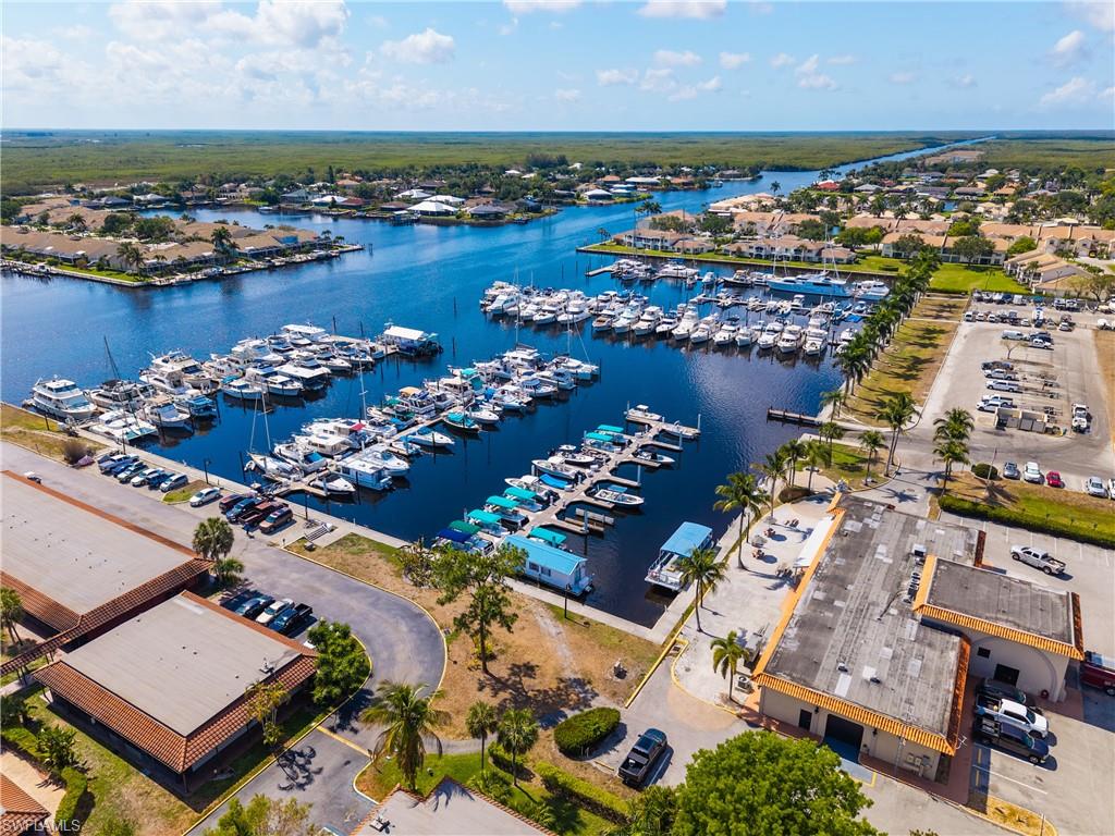 SUNSET CAY LAKES - Residential