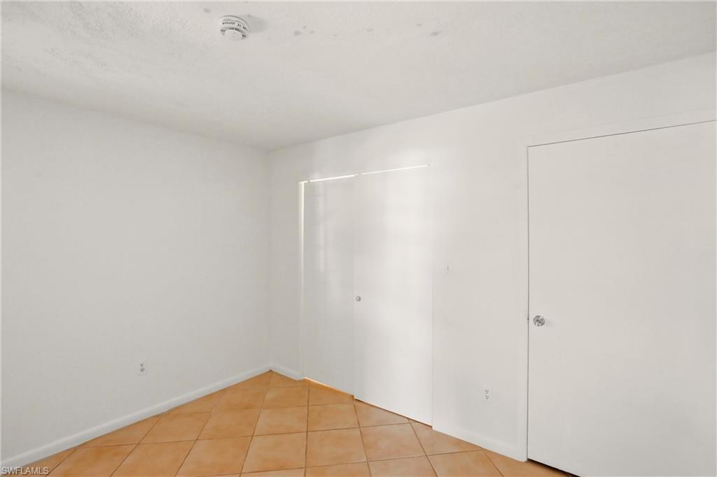 IMPERIAL SHORES - Residential Lease