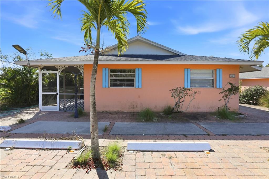 IMPERIAL SHORES - Residential Lease