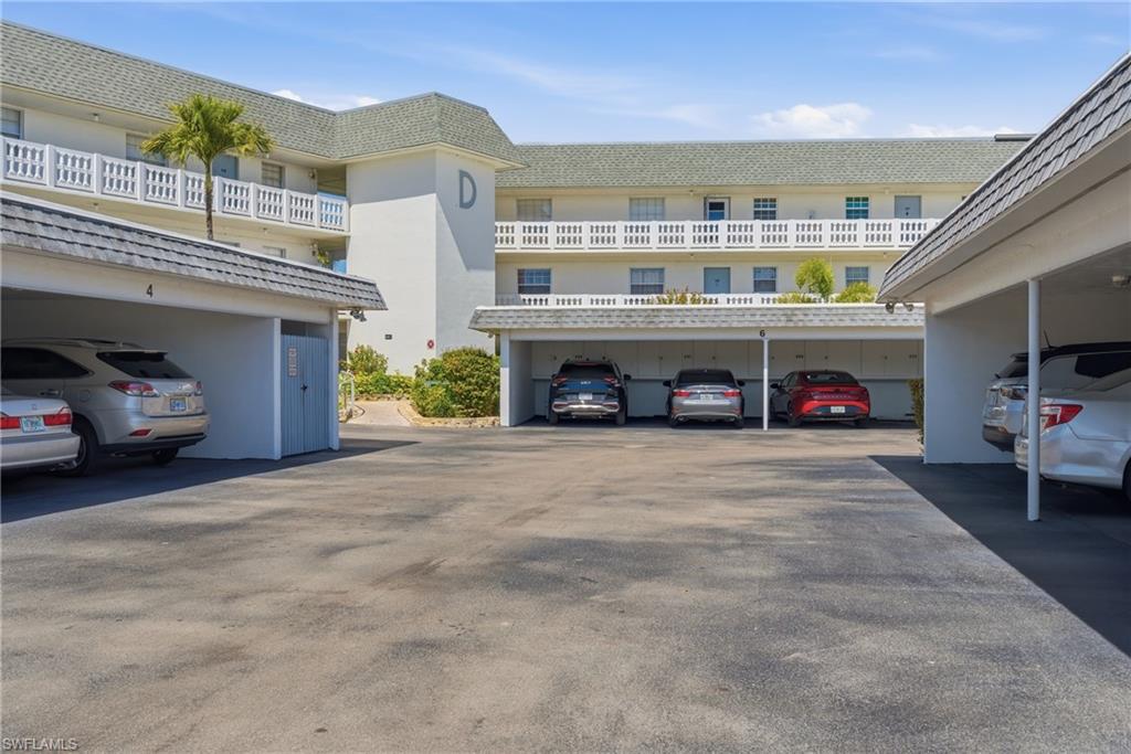 VISTA PALMS - Residential