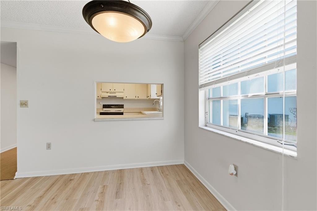 VISTA PALMS - Residential