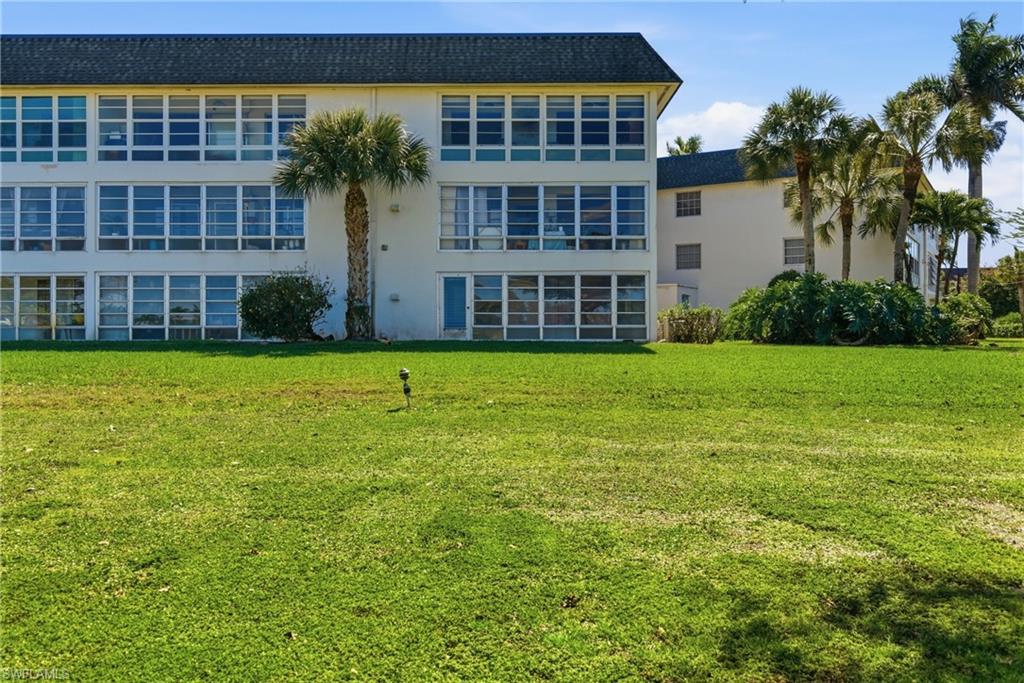 VISTA PALMS - Residential