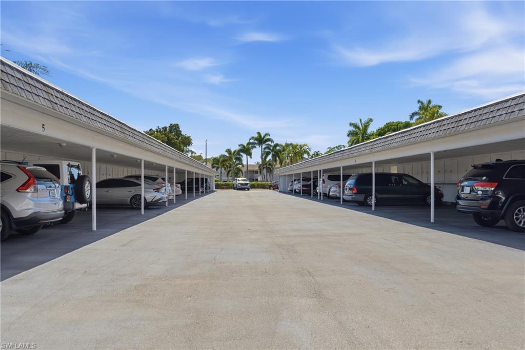 VISTA PALMS - Residential