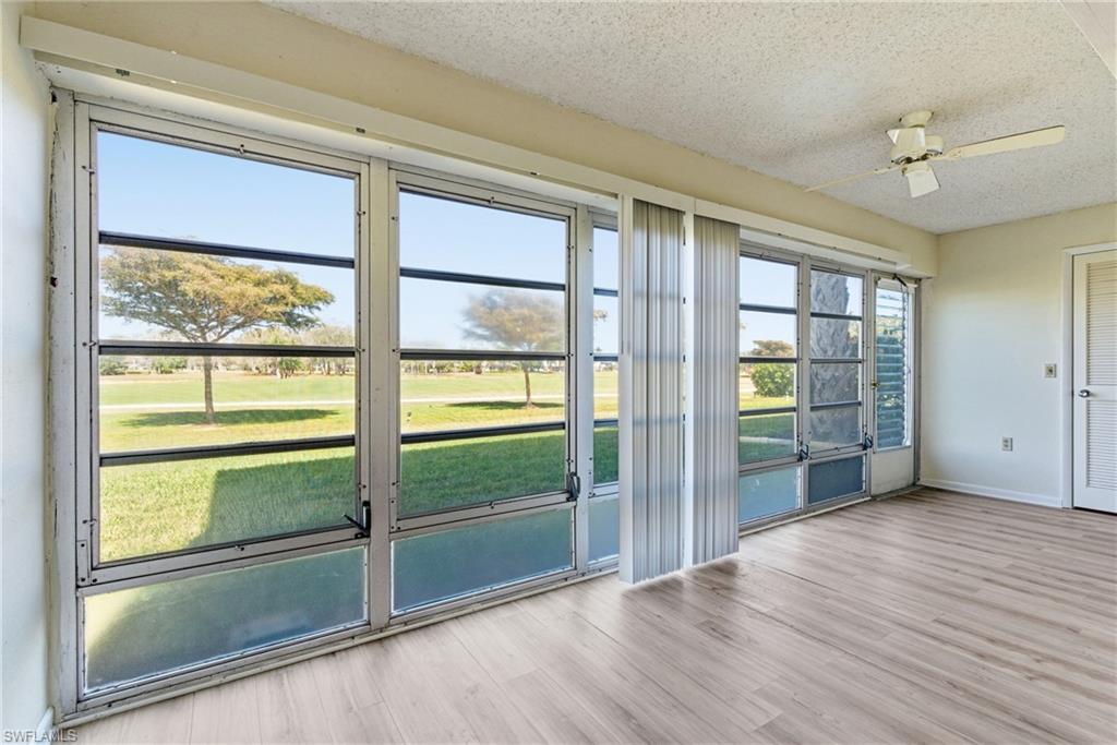 VISTA PALMS - Residential