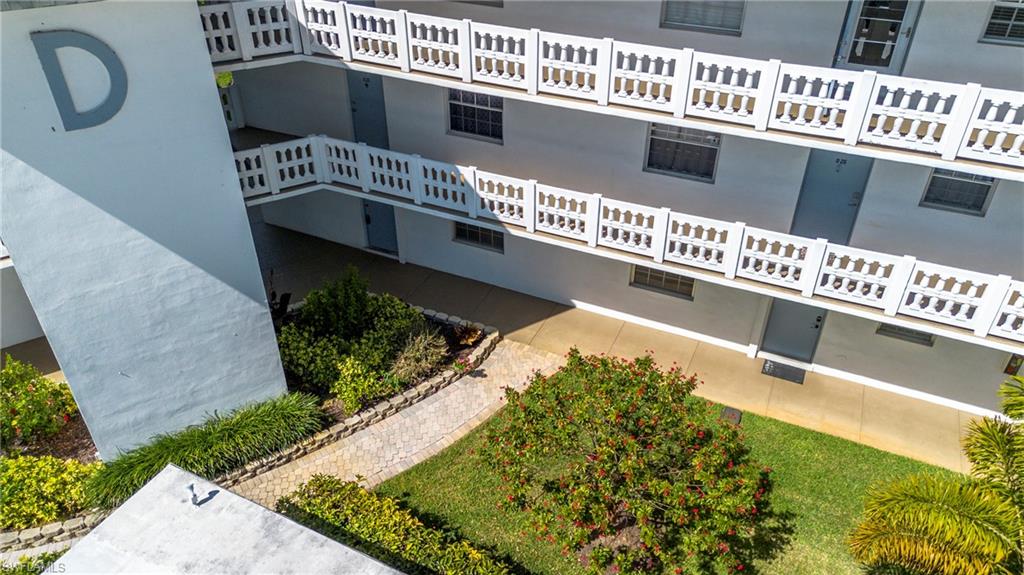 VISTA PALMS - Residential