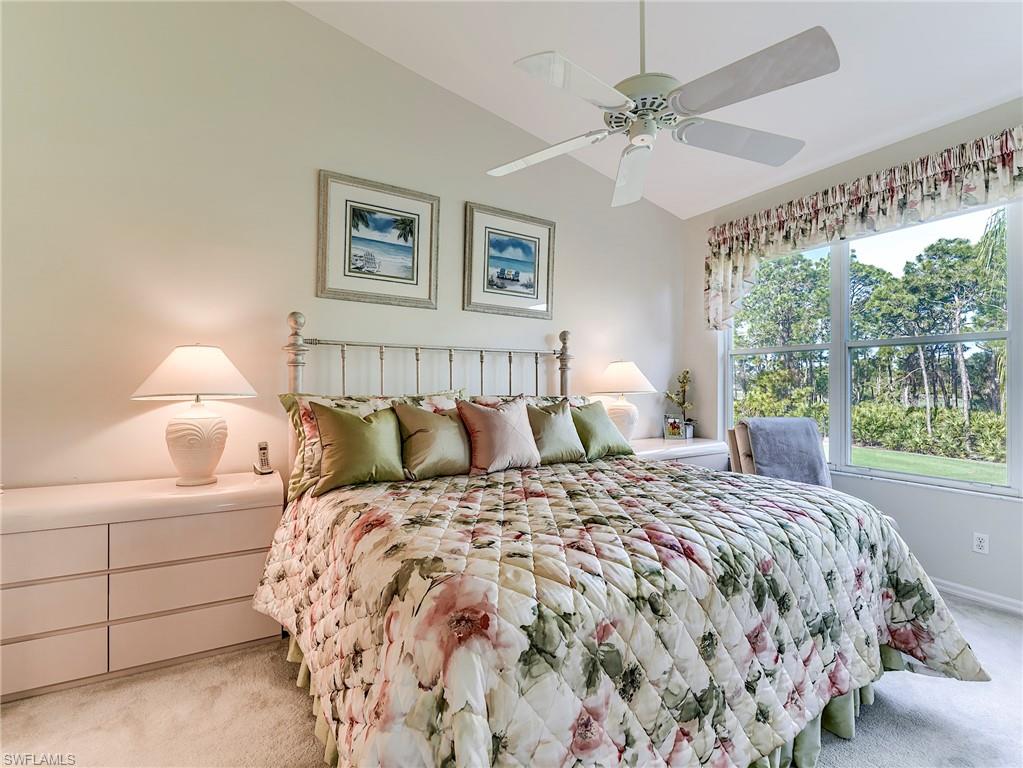 AUTUMN LAKE - Residential