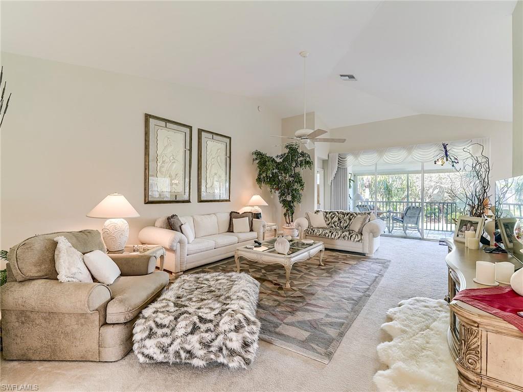 AUTUMN LAKE - Residential