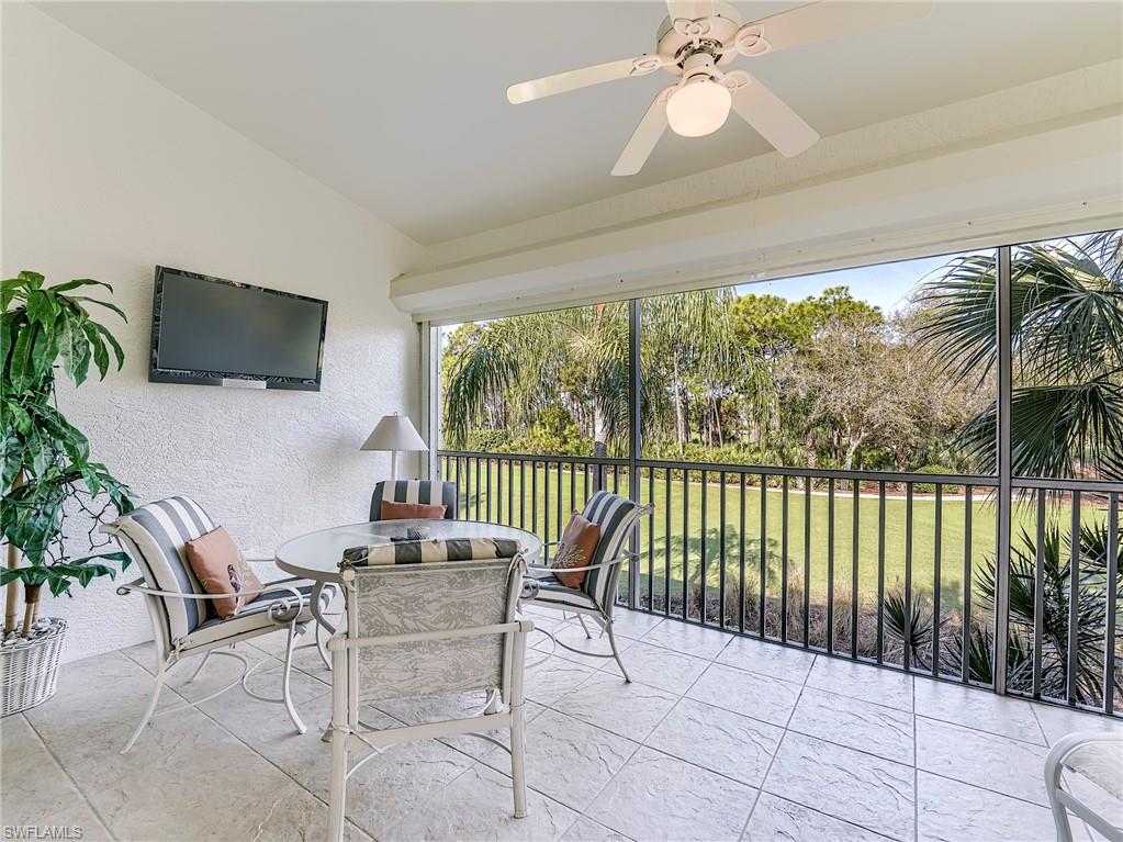 AUTUMN LAKE - Residential