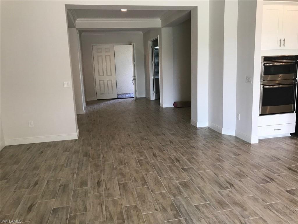 DANIELS PLACE - Residential