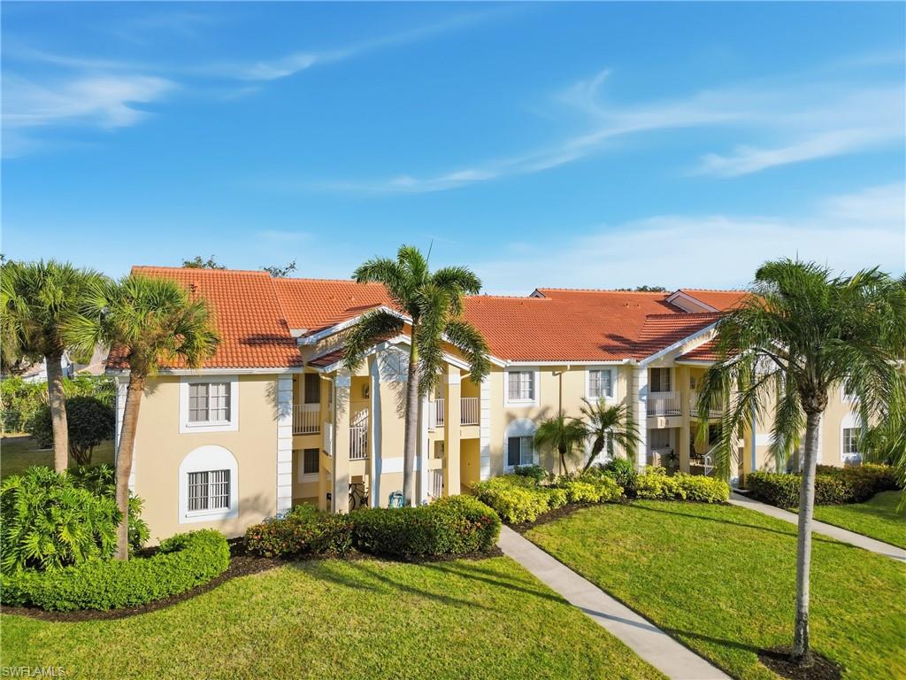 VILLAGES AT EMERALD LAKES - Residential Lease