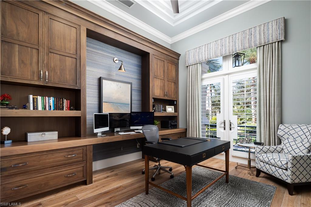 BAYWOODS - Residential