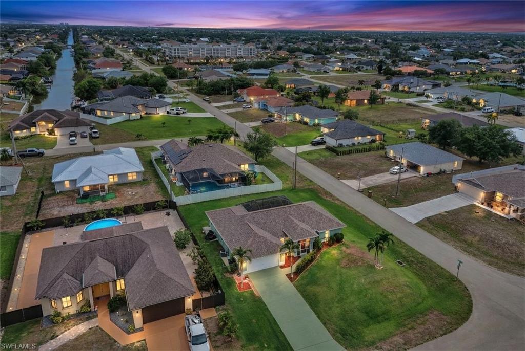 CAPE CORAL - Residential
