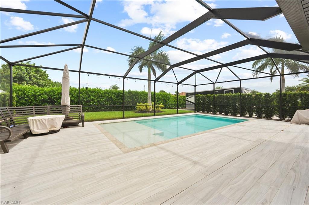 GOLDEN PALMS LUXURY MOTORCOACH RESORT - Land