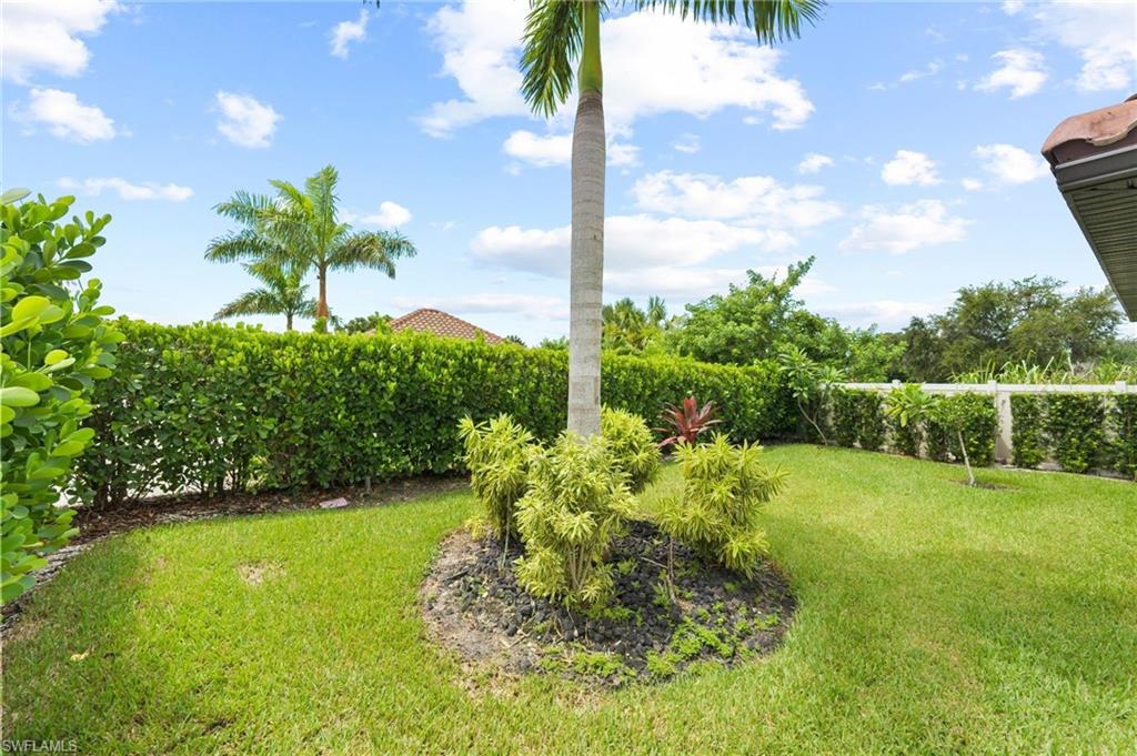 GOLDEN PALMS LUXURY MOTORCOACH RESORT - Land