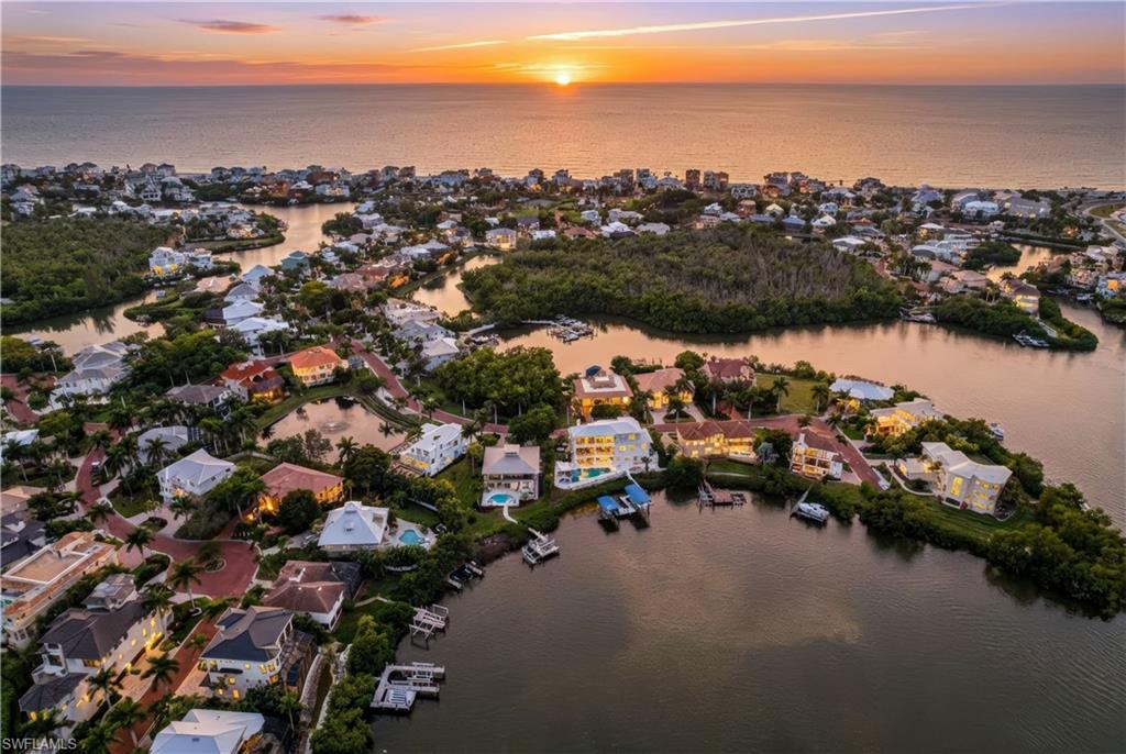 SOUTHPORT ON THE BAY - Residential