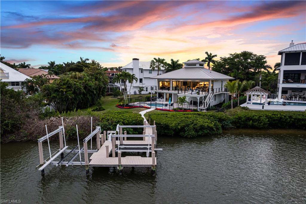 SOUTHPORT ON THE BAY - Residential