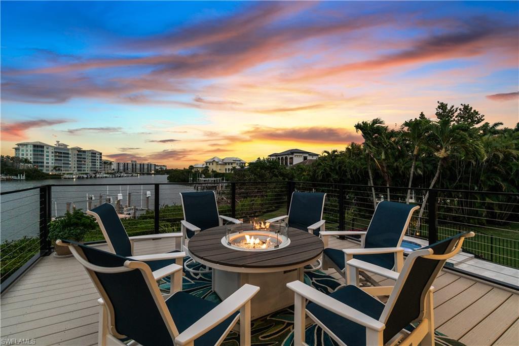 SOUTHPORT ON THE BAY - Residential