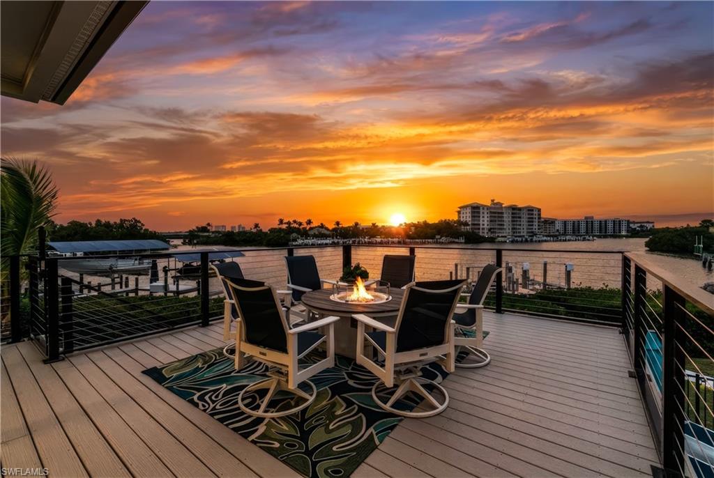 SOUTHPORT ON THE BAY - Residential