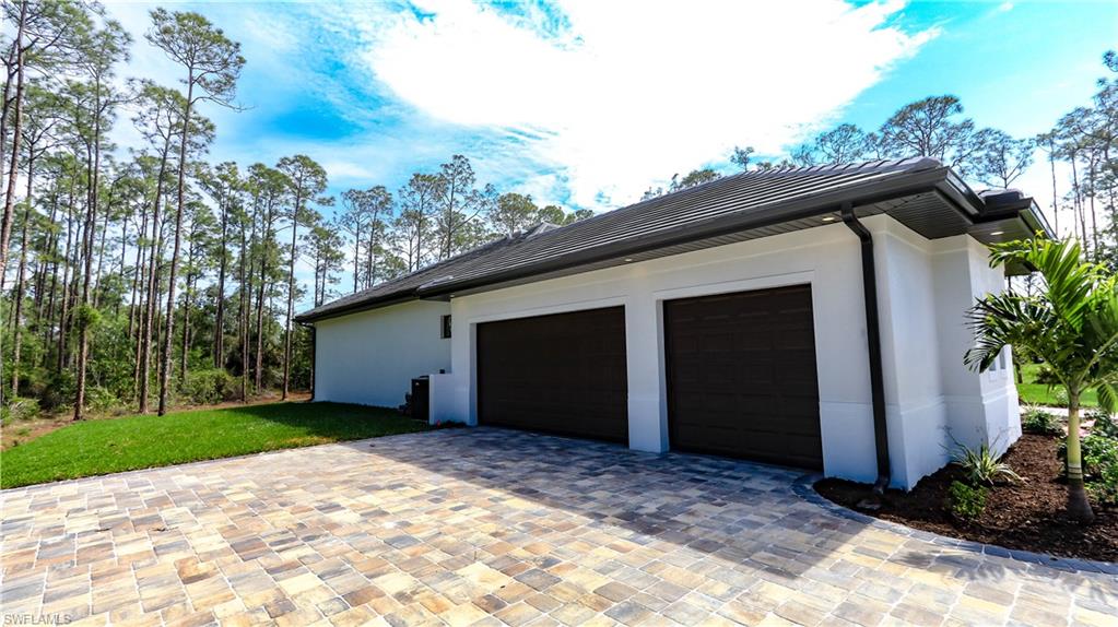 SAN CARLOS ESTATES - Residential