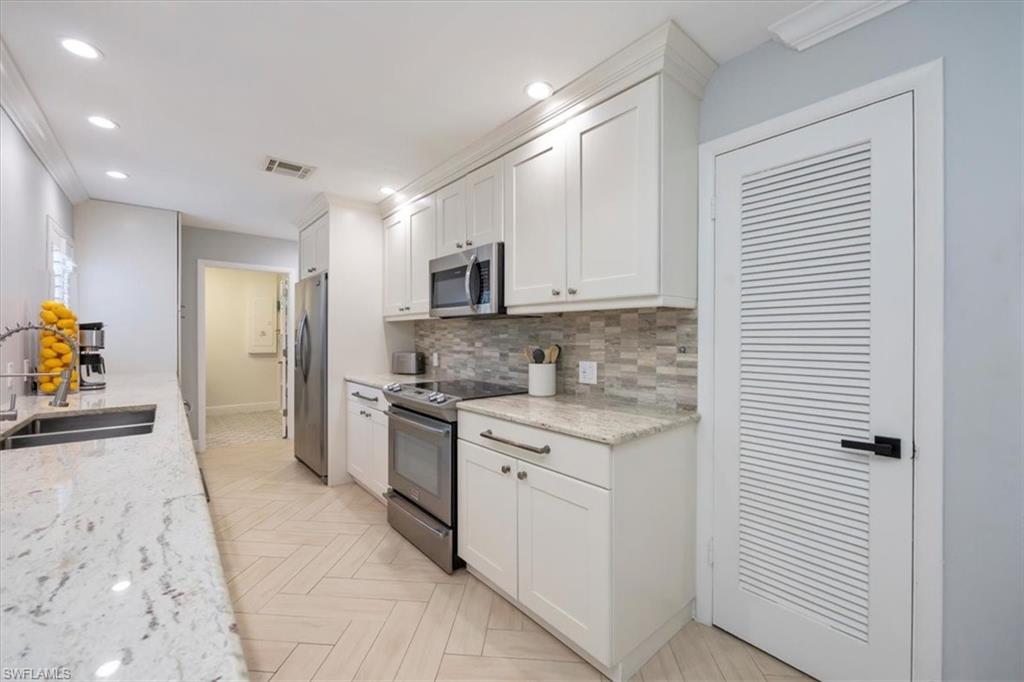 LAKE PARK - Residential Lease