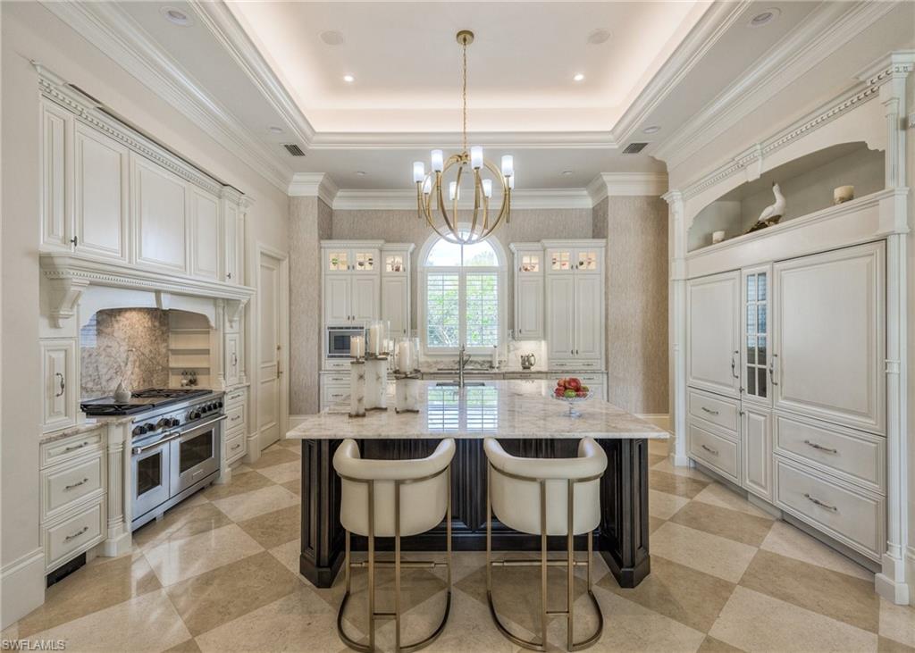 ESTATES AT GREY OAKS - Residential