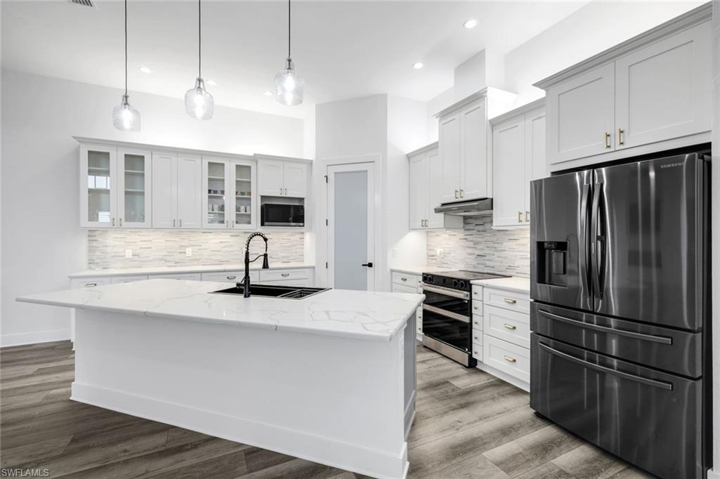 REMINGTON OAKS - Residential