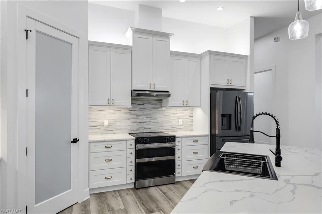 REMINGTON OAKS - Residential