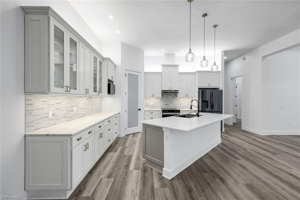 REMINGTON OAKS - Residential