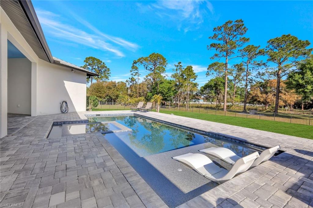 REMINGTON OAKS - Residential