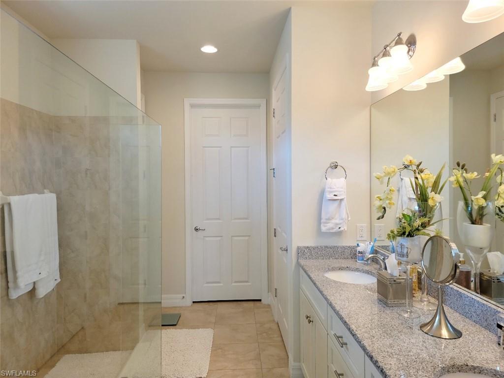 VERONA WALK - Residential