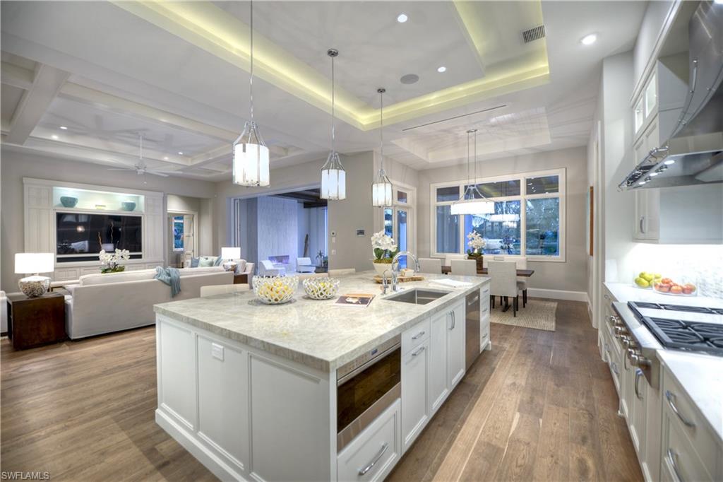 OLDE NAPLES - Residential