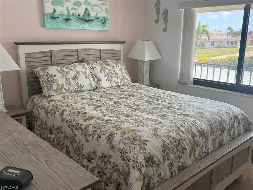 HARBOURTOWNE OF CAPE CORAL - Residential