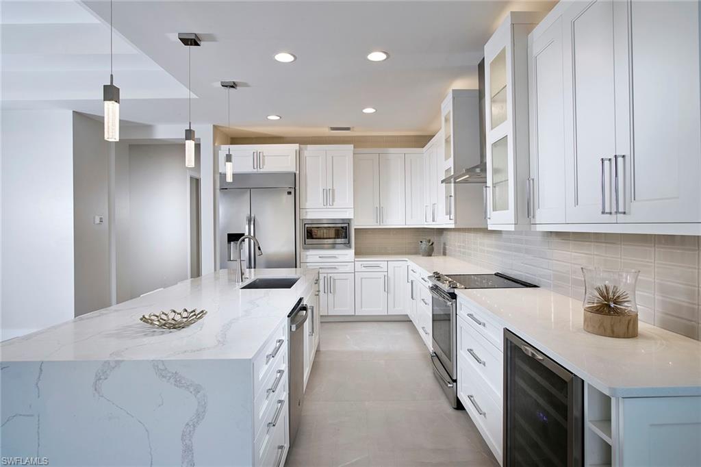 NAPLES PARK - Residential