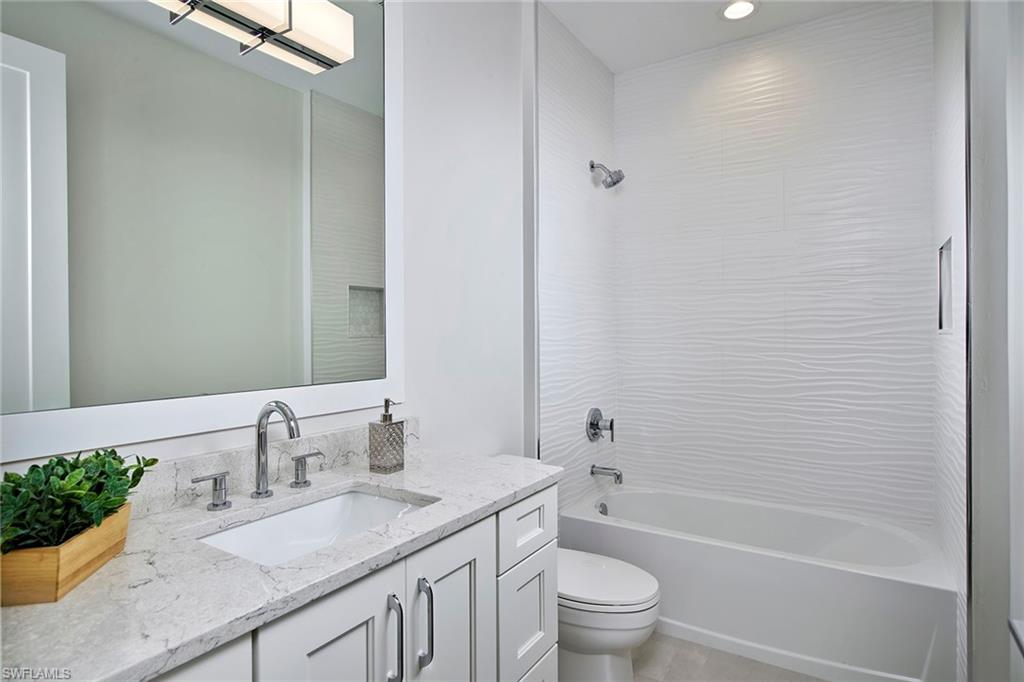 NAPLES PARK - Residential