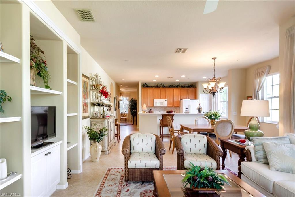 LAKE BARRINGTON - Residential