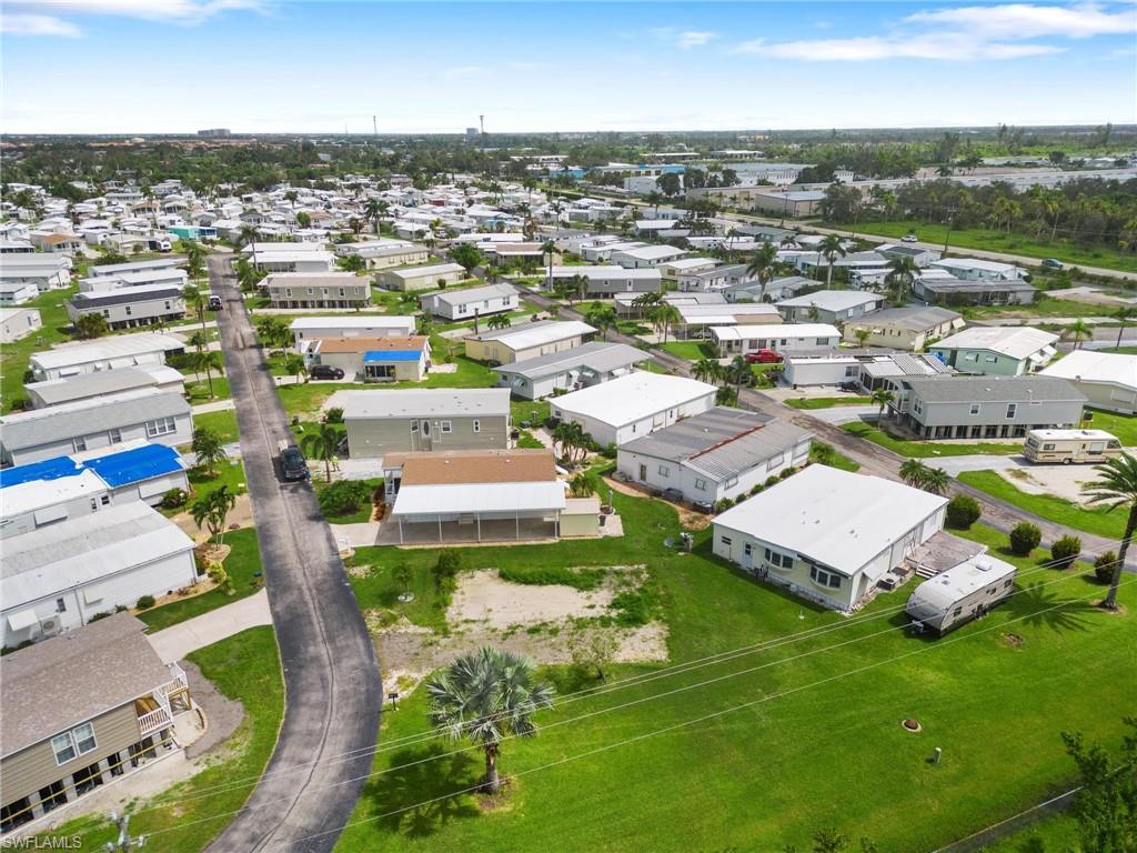 THUNDERBIRD MOBILE HOMES - Land