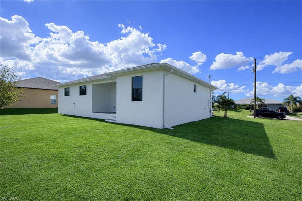 CAPE CORAL - Residential