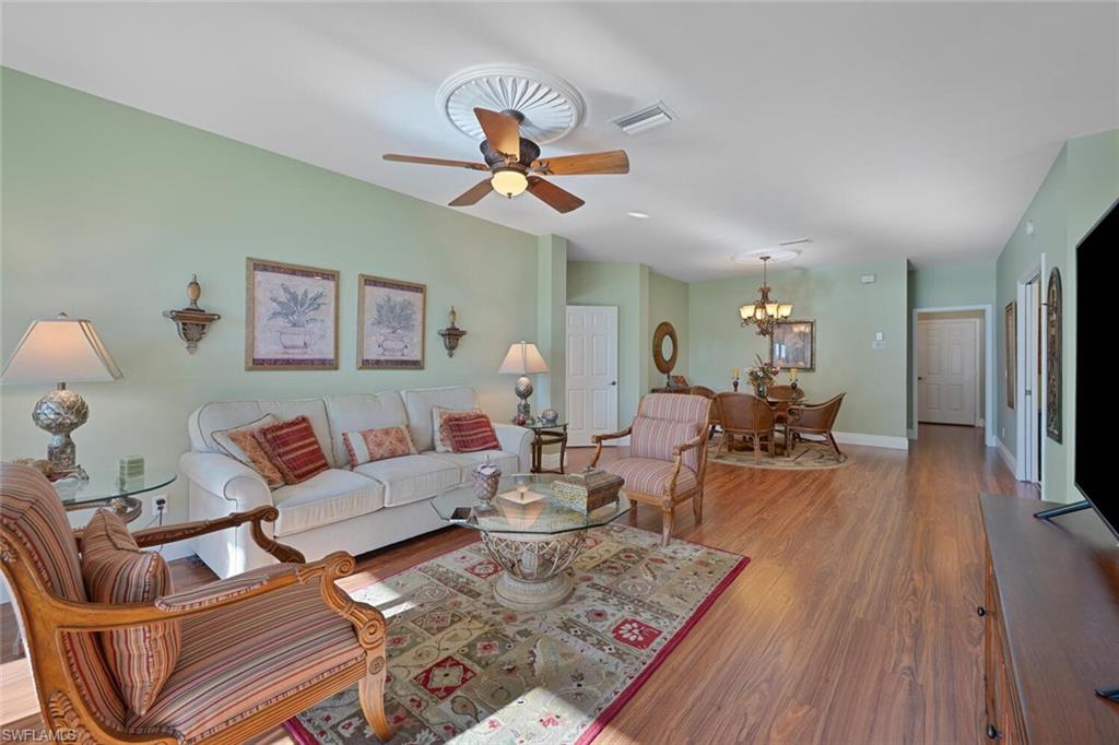 CLUBSIDE - Residential