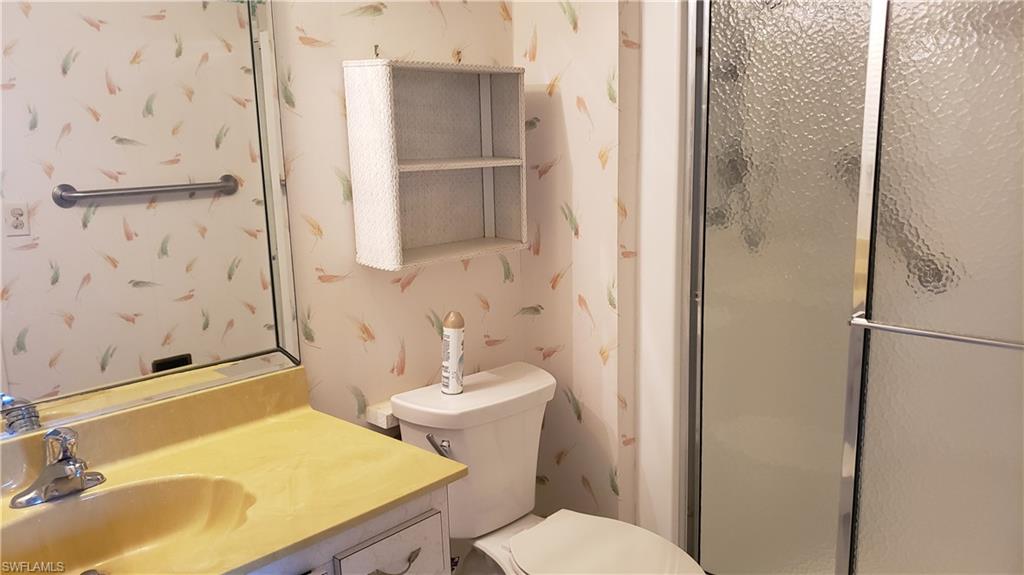 ROYAL BAY VILLAS - Residential