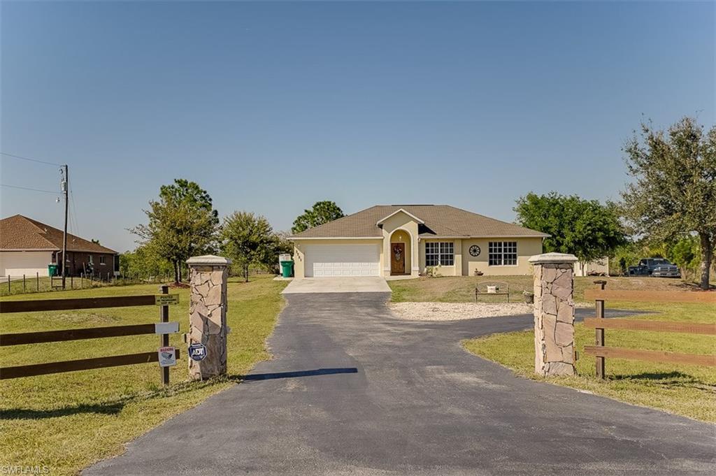 GOLDEN GATE ESTATES - Residential