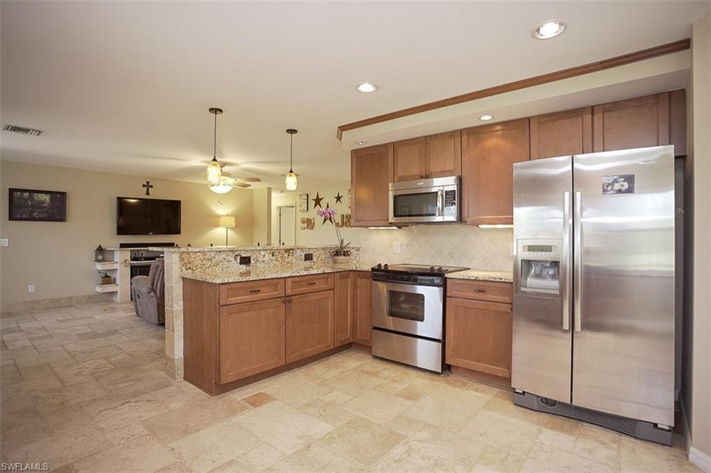 GOLDEN GATE ESTATES - Residential