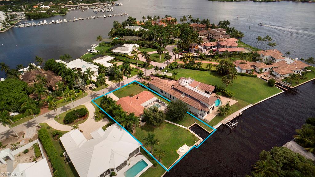 AQUALANE SHORES - Residential