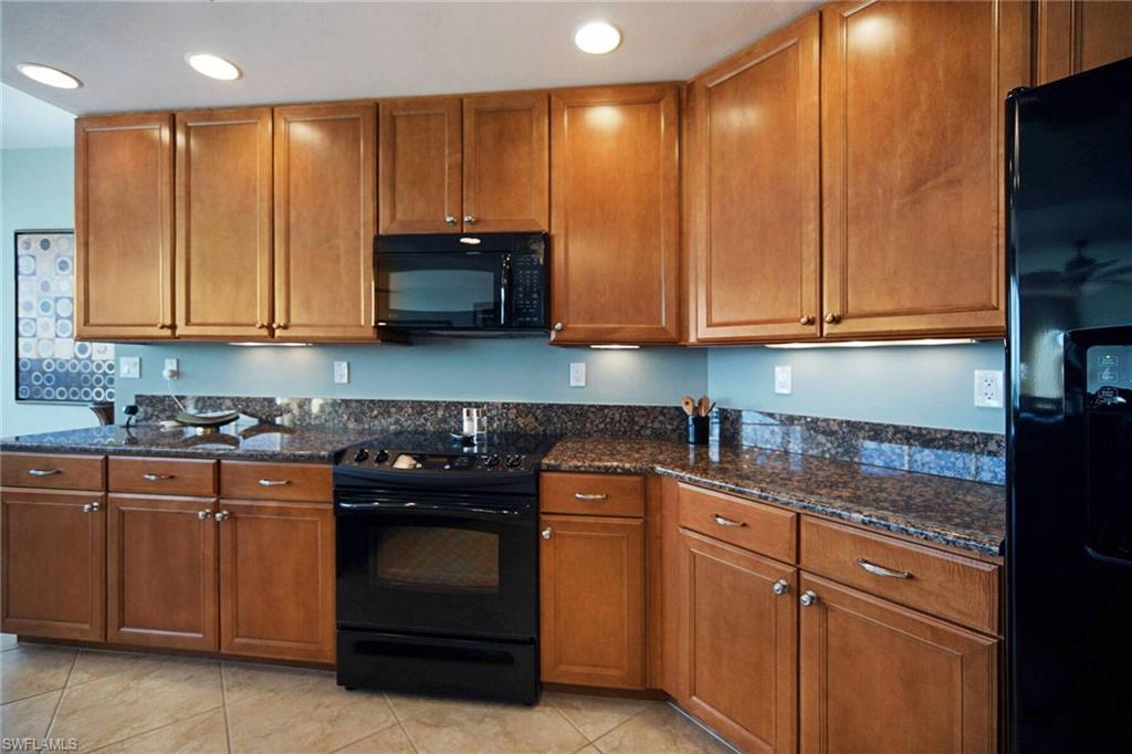 NORTH STAR YACHT CLUB - Residential