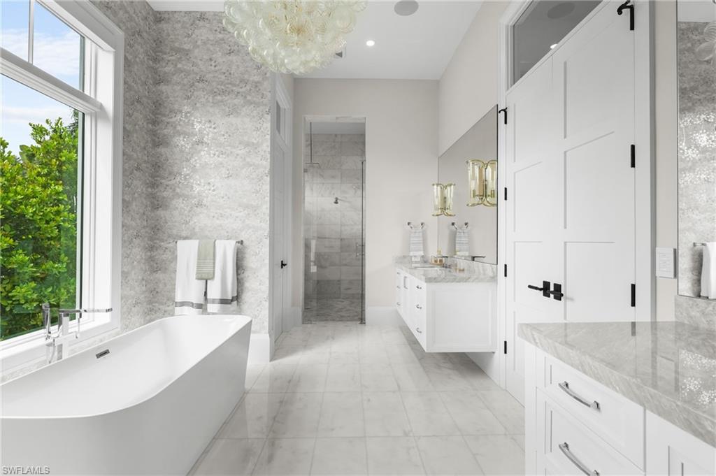 MOORINGS - Residential